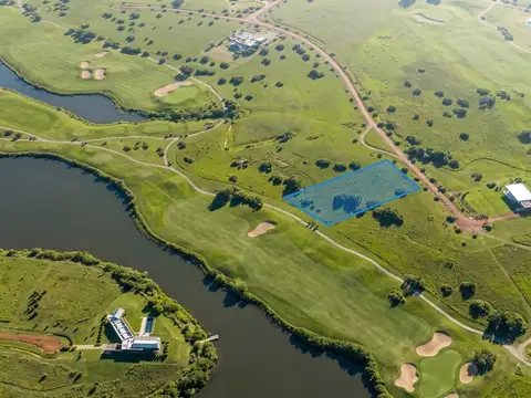 Lote Premium en Venta en El Carmelo Golf - 3.800m2