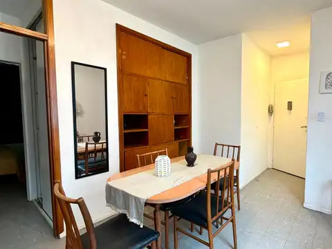 Departamento en Venta en Plaza Colon, USD 69.000