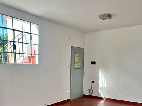 Depto Tipo Casa en Alquiler de 3 ambientes