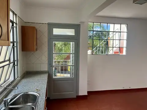 Depto Tipo Casa en Alquiler en Villa Devoto, $ 1.400.000
