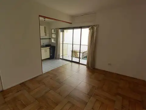 Humboldt 600, Piso 6