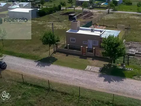 Casa 3 ambientes con 1 baño
