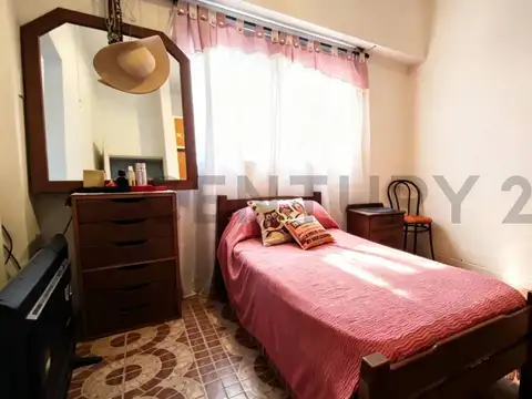 Depto Tipo Casa 4 ambientes con 1 baño
