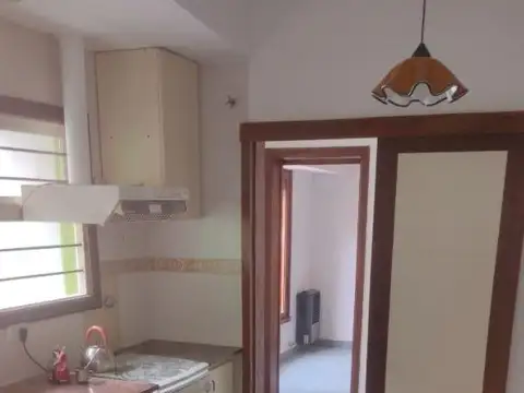 Depto Tipo Casa en Alquiler de 1 dormitorio