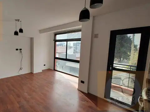 Departamento en Venta en Villa Luzuriaga, USD 79.000