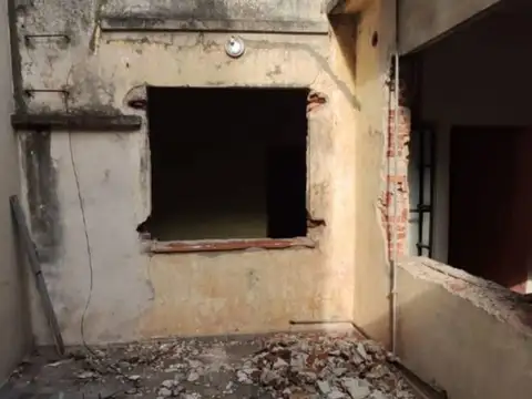 Carhué 1500 Barrio Naón Mataderos Lote U$280.000