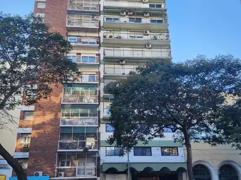 Olivos : EN ALQUILER , 2 ambientes interno, al lado de la Municipalidad de Olivos