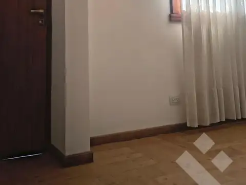 Casa en Alquiler de 5 dormitorios