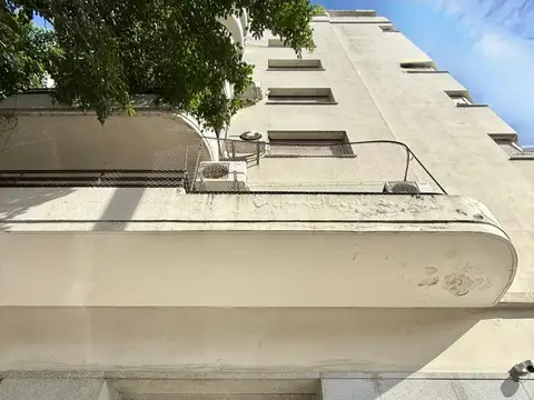 Av. Luis Maria Campos 1500, Piso PB