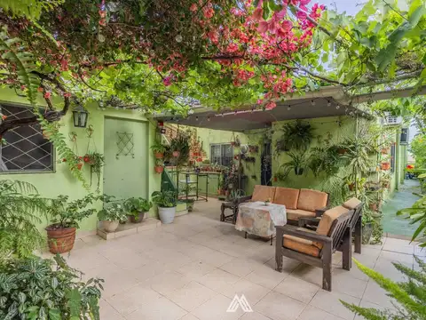VENTA CASA 3 DORMITORIOS GARAJE FONDO EN CERRITO