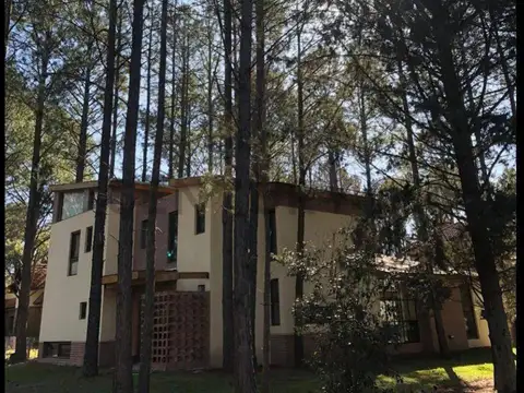 Casa en Venta en Barrio Villa Rosa, USD 248.000