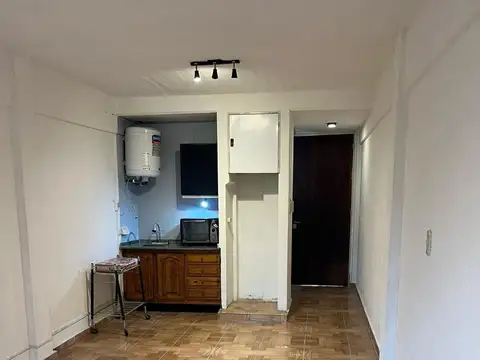 Esteves al 3200