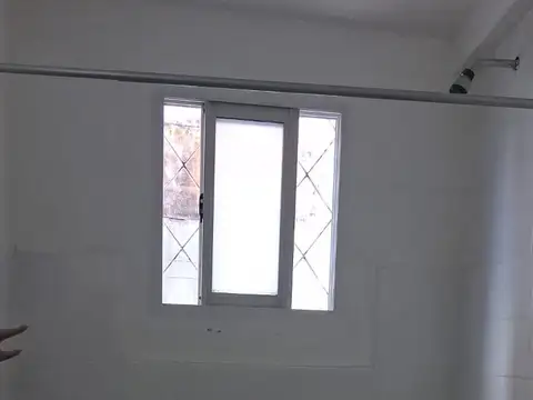 Juan M De Rosas 1200