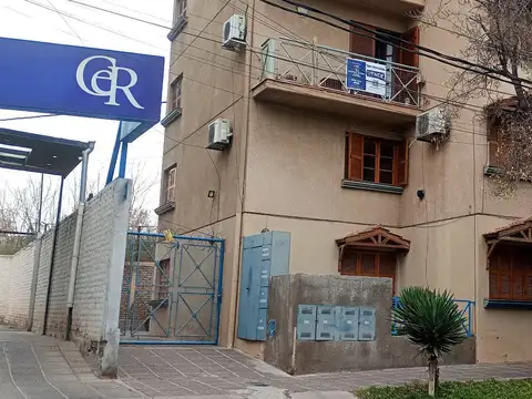 DEPARTAMENTO EN VENTA GODOY CRUZ  JEAN JAURES al 200