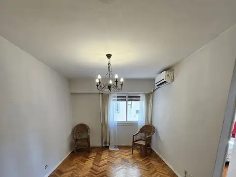 APTO PROFESIONAL Departamento 2 Ambientes con Cocina Independiente Baño Completo  