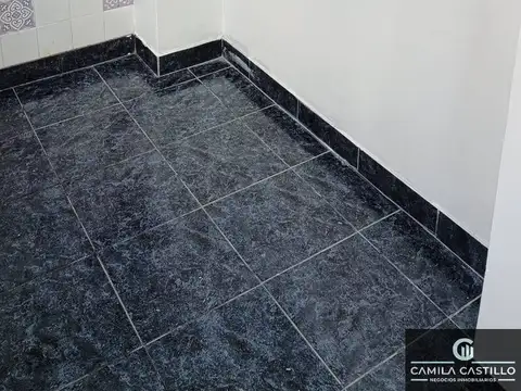 Casa 2 ambientes con 1 baño