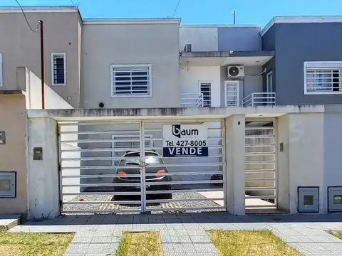 Dúplex 2 dorm y jardín -zona 83 y 120