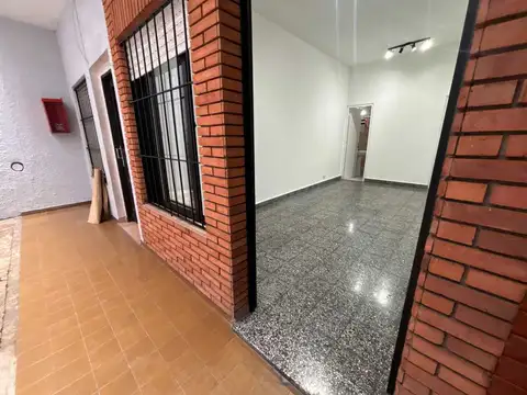 Depto Tipo Casa en Alquiler de 1 dormitorio