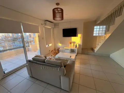 DUPLEX 3 DORMITORIOS BARRIO CANDIOTI