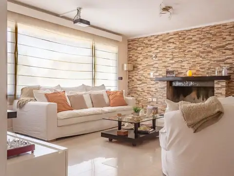Venta Casa en Chacras de Coria con financiación 