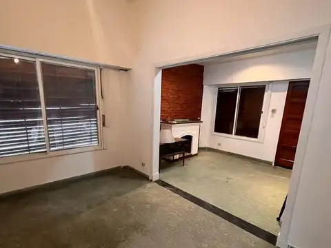 Casa 3 ambientes con 2 baños