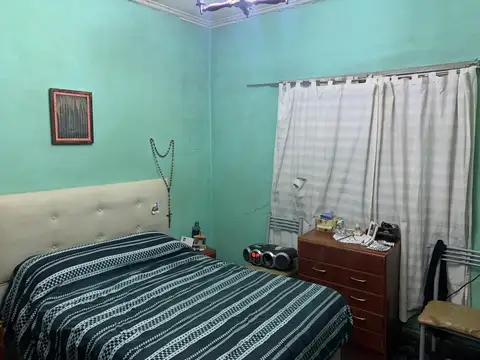 Casa 4 ambientes con 1 baño