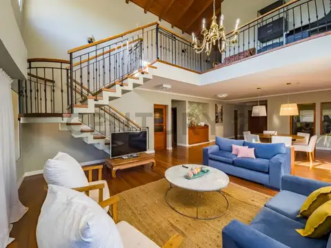 SANTA COLOMA 9100, Piso 0