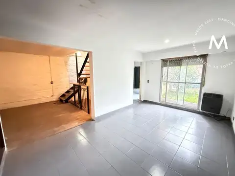 Depto Tipo Casa en Venta de 3 ambientes