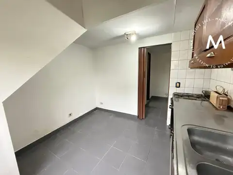 Depto Tipo Casa en Venta con 1 cocheras