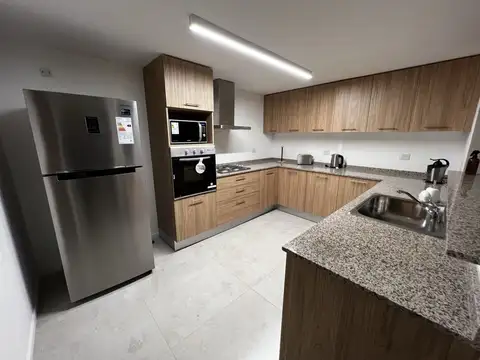 Departamento 4 ambientes con 3 baños