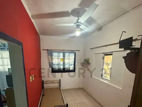 Casa 4 ambientes con 1 baño