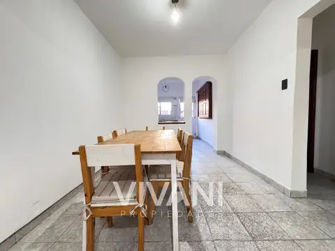 CASA 72 E/ 119 Y 120  2 DORM + PATIO. VIVANI PROPIEDADES