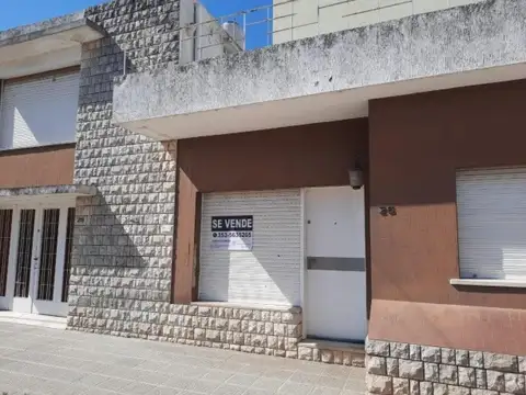 Pasaje Yapeyú e/ Santa Fe y Buenos Aires