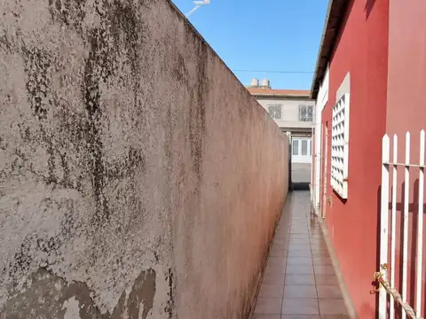 VENTA LOCAL + CASA 3AMB MORÓN A ESTRENAR CON PATIO