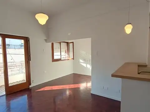 Bolívar al 600, 3° piso