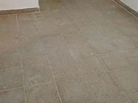 Departamento en Alquiler en Alberdi, $ 630.000