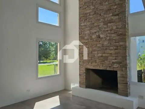 Casa en Venta en San Francisco, USD 270.000