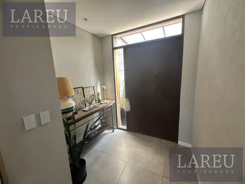 Casa en Venta en Pilar del Este - Santa Elena, USD 270.000