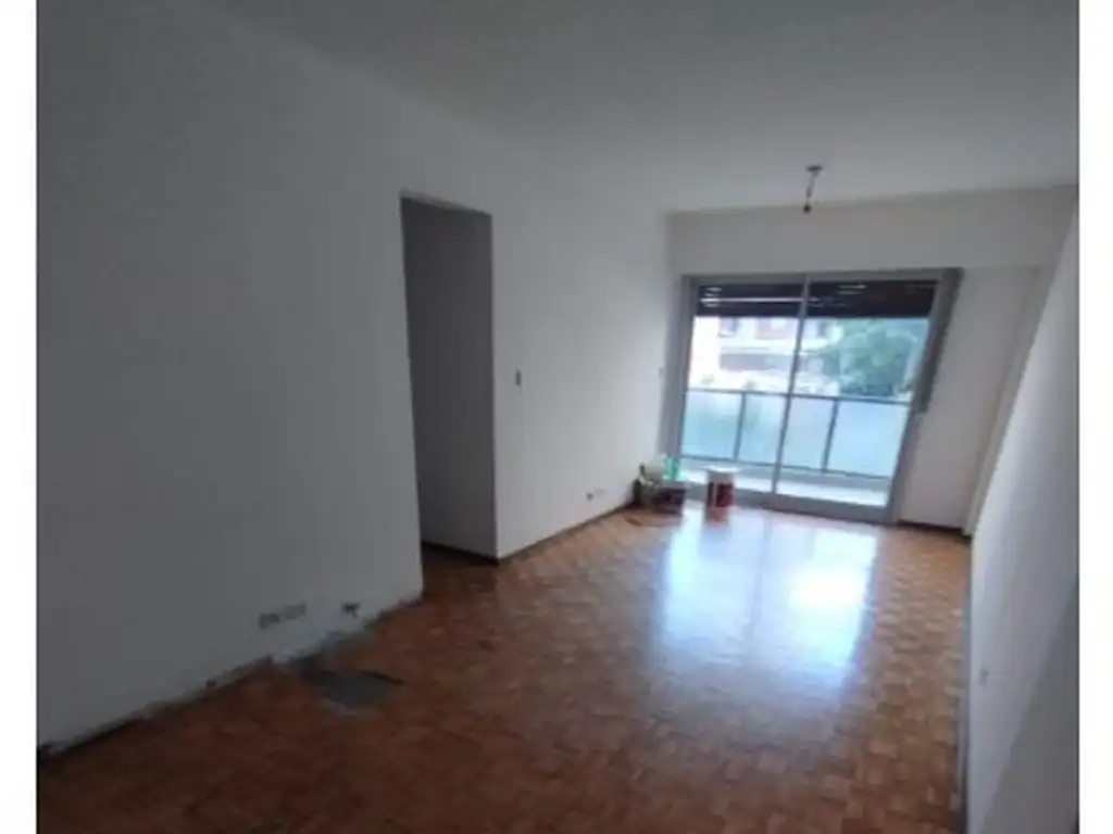 Roosevelt 2100 , Piso 2