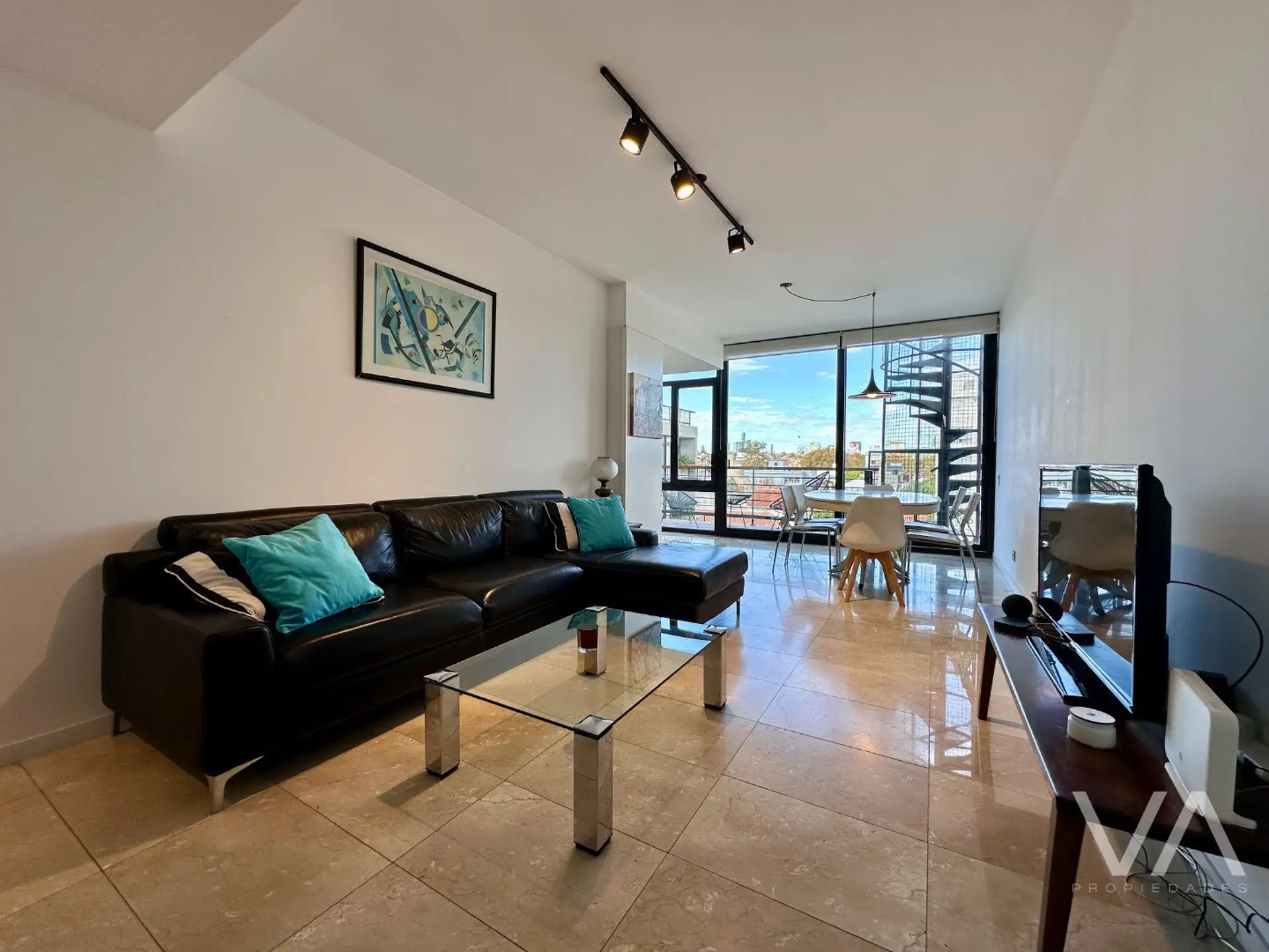 Depto 2 amb, 63m² con cochera y terraza privada — Zona Güemes