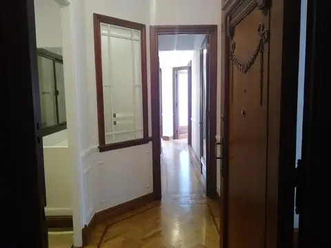 Arroyo al 800