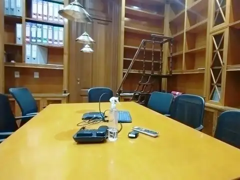 Oficina en Alquiler 40 años