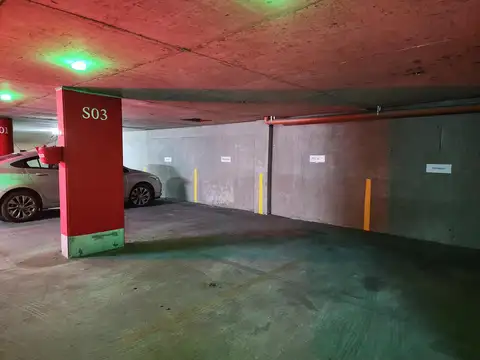 Excelentes Cocheras en Venta. Zona Shopping del Siglo