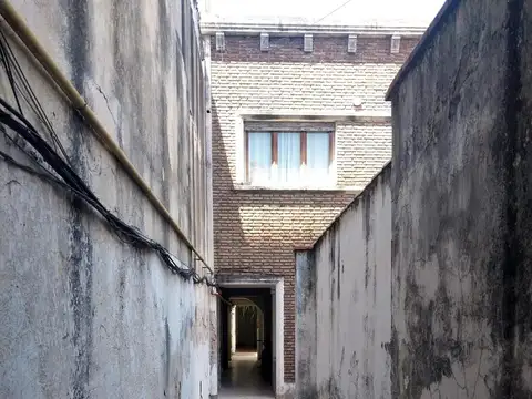 Depto Tipo Casa en Venta 75 años