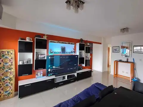 Departamento 4 ambientes con 2 baños