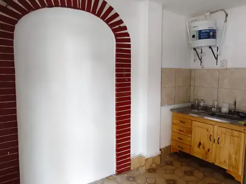 Excelente Deposito Apto Comercial Y Profesional 25 Mts Sto Cabral 1800 Ramos Mejias