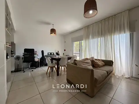 Departamento tres ambientes en venta - APTO CREDITO HIPOTECARIO