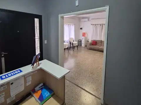 Casa de 1 dorm. | Terreno 336 m² | Fondo y galpón | Excelente zona San Miguel