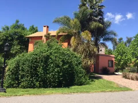 Casa en Venta al Noreste