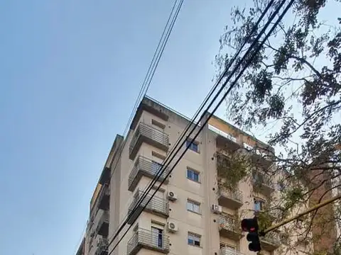 Republica Oriental Del Uruguay 300, Piso 2°